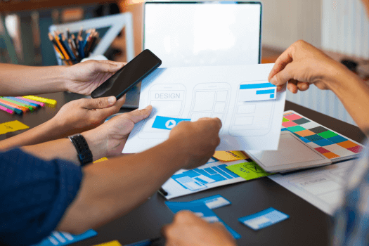 Webdesigners maken een mobielvriendelijk design
